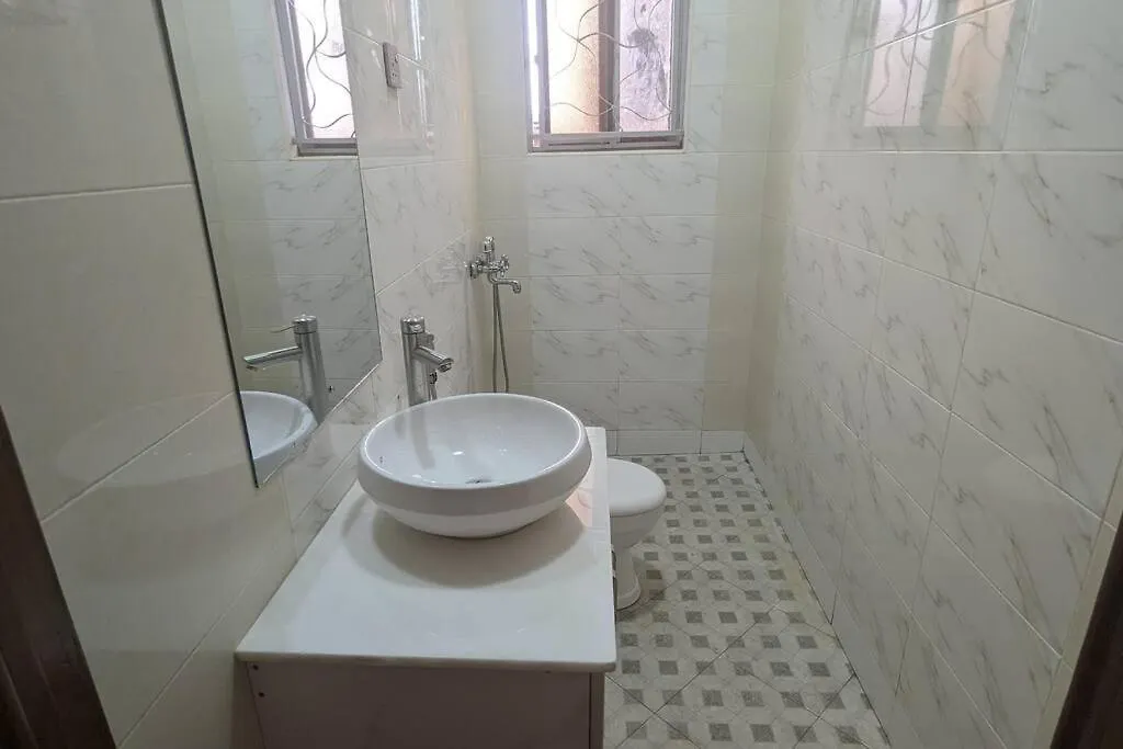 S&M Homes - Beautifully Furnished And Serviced Kampala 0*,